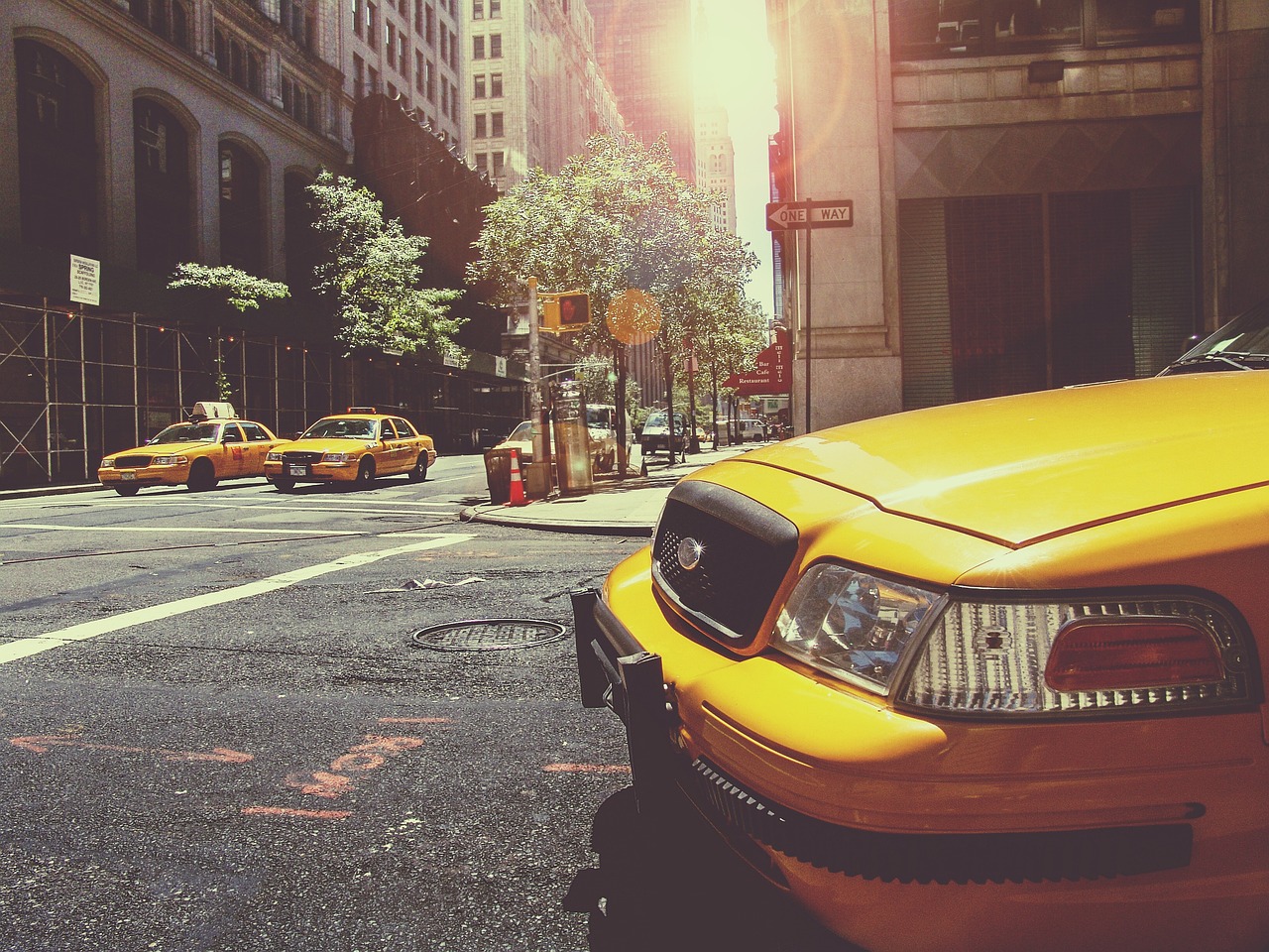 Super Taxi – Innowacyjne podejście do transportu miejskiego dla wygody i efektywności